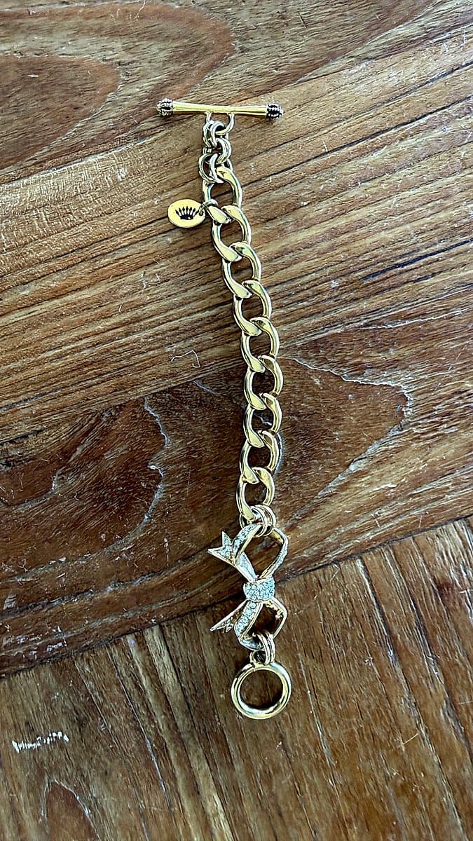 Gold Chain Bow Charm Bracelet photo 4